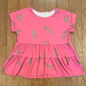 Entro Large Medium Tiered Short Sleeve Pink Top Cheetah Animal